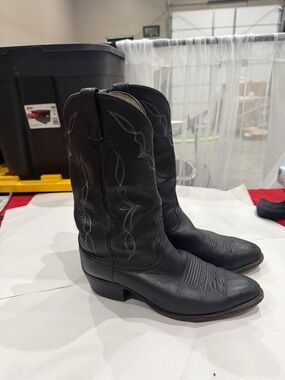 Dan Post Black Leather Western Pull-On Boots with Contrast Stitching